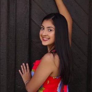 Meet your Posher, Melanie